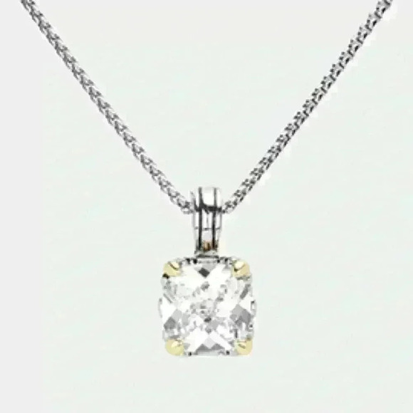 DESIGNER CRYSTAL HAND CUT FACET PENDANT - Picture 1 of 1